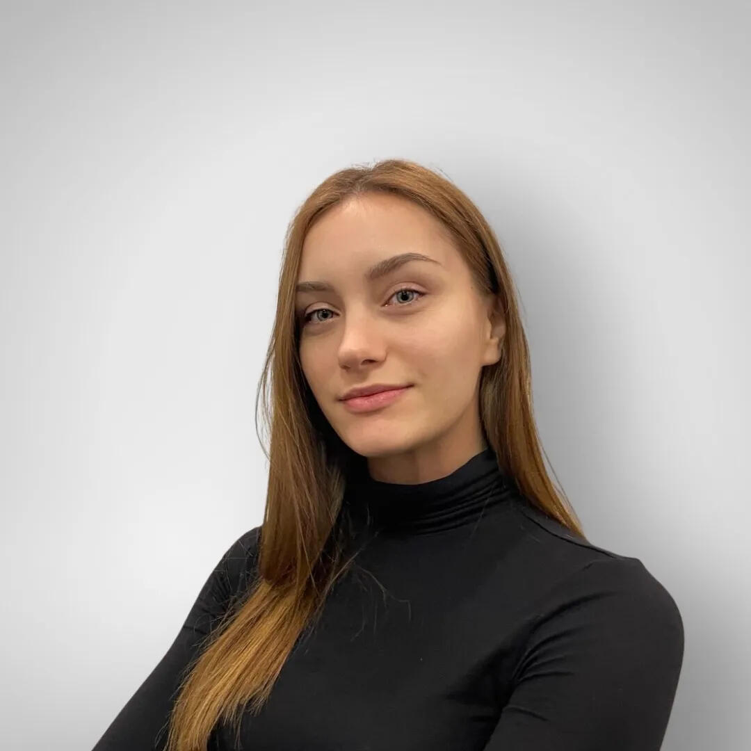 Dilyana Hristova side profile
